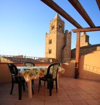 צ'פאלו Terrazza Delle Mura חדר תמונה